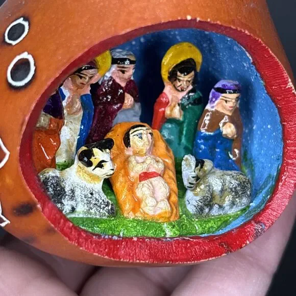 Christmas Ornament Carved Gourd Nativity Folk Art 2.5” Manger Scene Christian - Picture 9 of 9